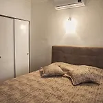 Stone Hotel *